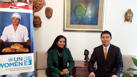 南非首位女性副总统 联合国会见PGCEO